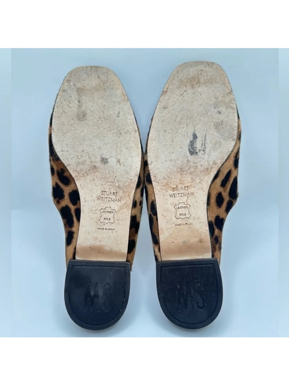 Stuart Weitzman Leopard Print Slip-On Mules - Tan/Black